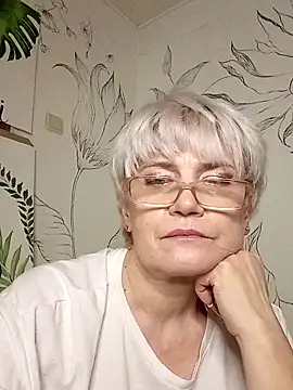 Catty_Lady's cam snapshot