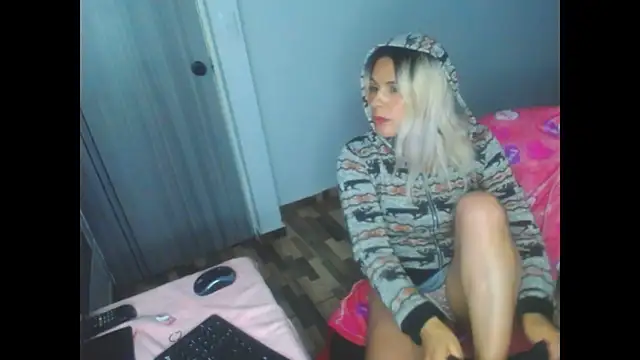 mystica_25's cam snapshot