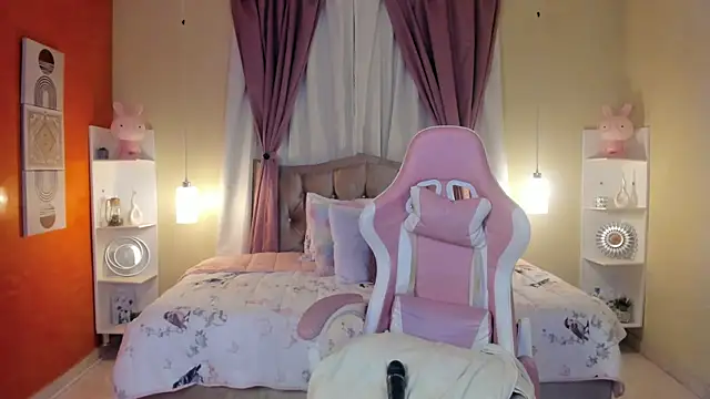 IsabellaHot01's cam snapshot