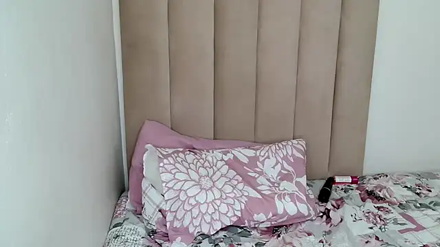 Nisha_102's cam snapshot