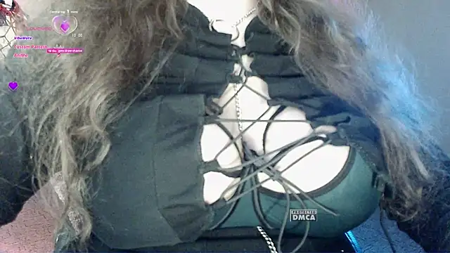 Mrs_Dream's cam snapshot