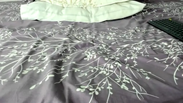 maybelline69's cam snapshot