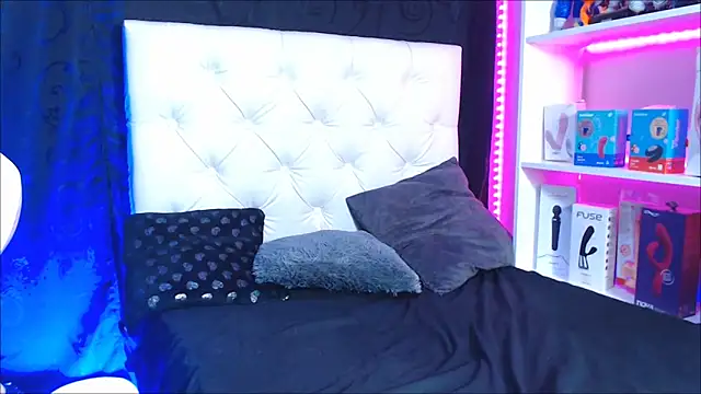 sexloversxxxXX live sex cam