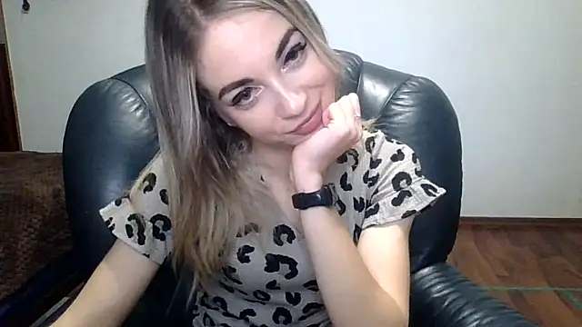 Miss_solomia's cam snapshot