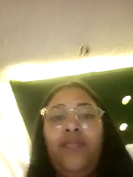 Luceroxxx7's cam snapshot