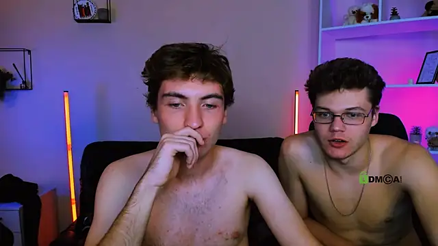 travis_wolf_ live sex cam