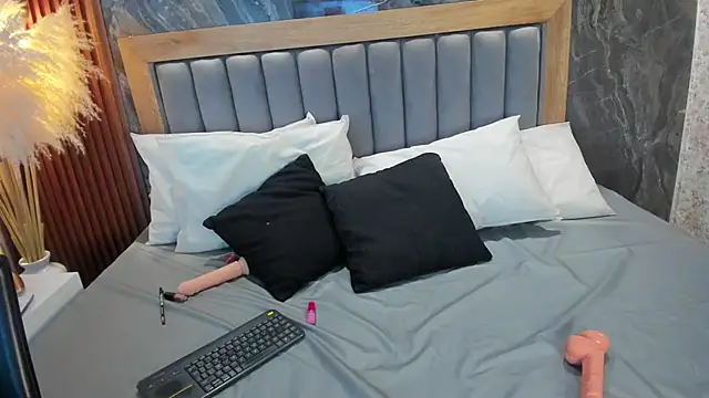 Valery_Shadey's cam snapshot