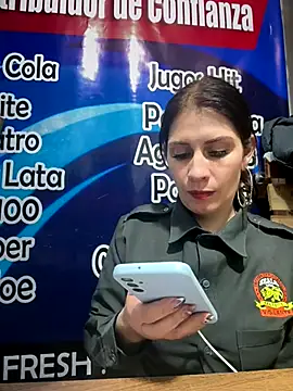 Alysson--'s cam snapshot