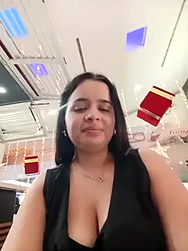 Julieth_hot-69's cam snapshot