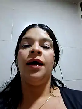 Eiimy_pretty's cam snapshot