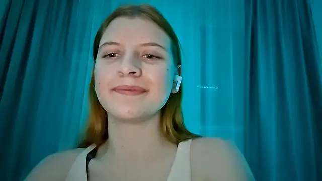 LynteriLain's cam snapshot