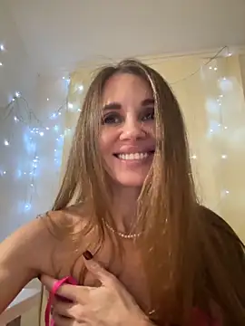 LucieMack's cam snapshot