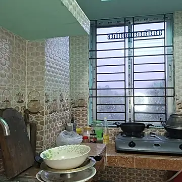 Bristy-'s cam snapshot