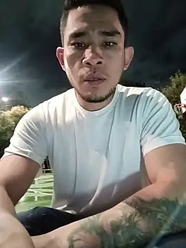 Andreshot911 live sex cam