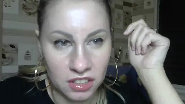 TherestlessKitty's cam snapshot