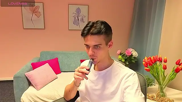 LiamMerci live sex cam