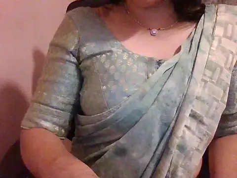 Diya_04 live sex cam