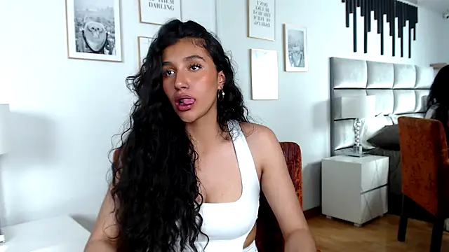 ValentiinaCruz's cam snapshot