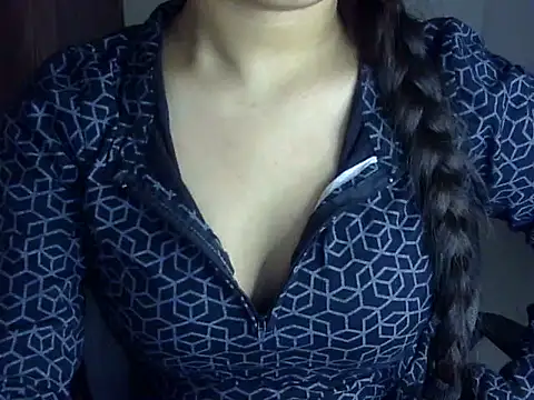 KHWAHIS-'s cam snapshot