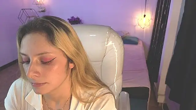 Jennaa_Cooper's cam snapshot