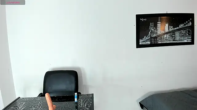 Pamela_Johnsn's cam snapshot