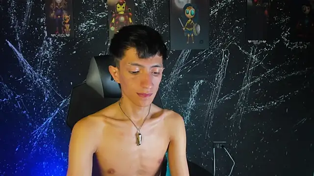 DereckCooperr live sex cam