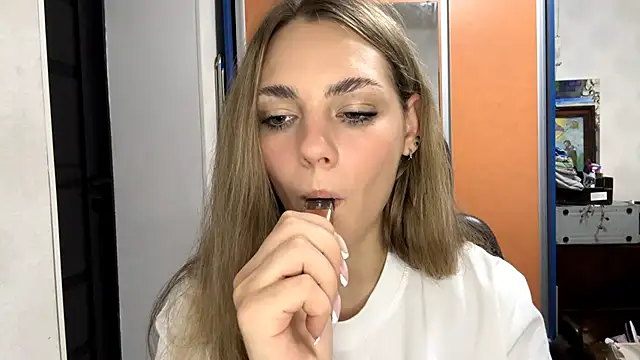 IlanaLafferty's cam snapshot