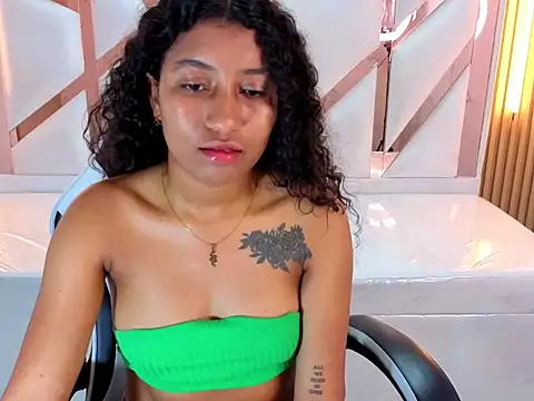 ninadelight_tp's cam snapshot