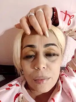 izauri2025 live sex cam