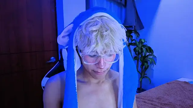 taichi_bluy live sex cam