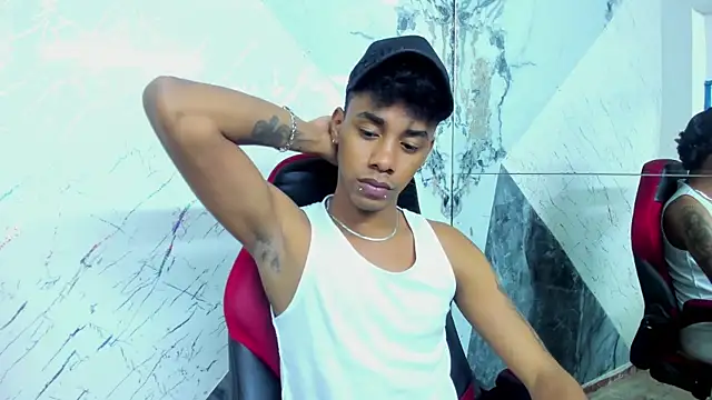 Hottwinkguys live sex cam