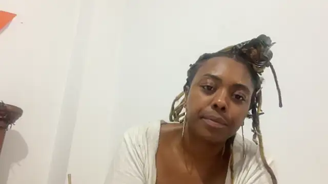 ChocolateCakeQueen live sex cam