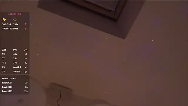 LeonaBelhumeur's cam snapshot