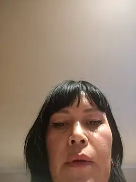 KellyPerlaxxx's cam snapshot