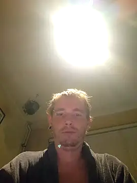 piercingpik live sex cam