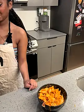 Your_Paris's cam snapshot