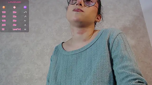 little__amy_'s cam snapshot