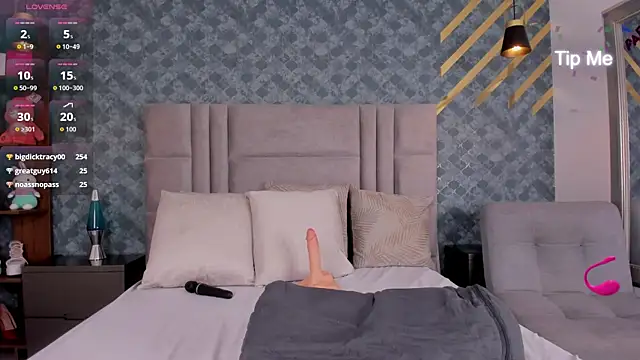 NiiaMoore's cam snapshot