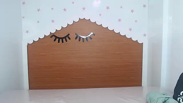 scarlett_percy_t's cam snapshot