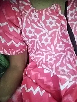 aadhini01 live sex cam