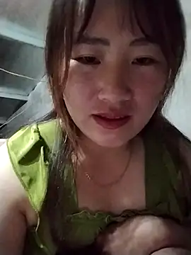 emini-xx's cam snapshot