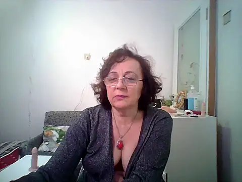 Julia54391's cam snapshot