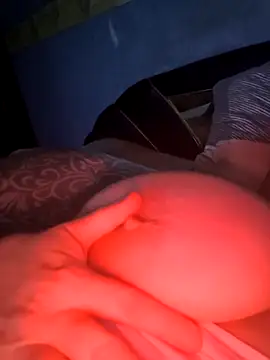 poussychats's cam snapshot