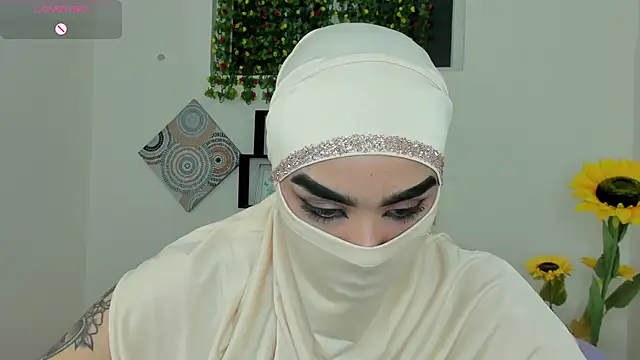 Maissa_Alabi's cam snapshot