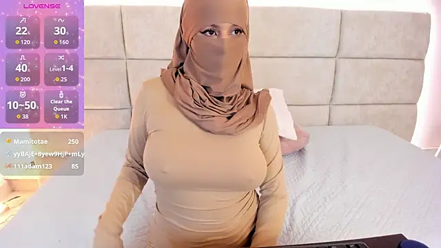 _Nadiaa's cam snapshot