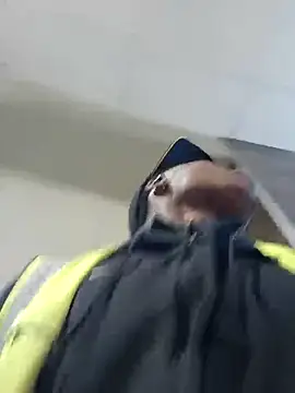 Dropdingo live sex cam