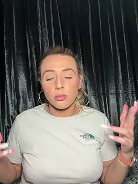 Strongqueen live sex cam