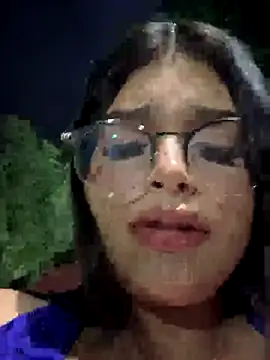 LucianaQuen's cam snapshot