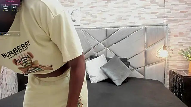 MELODY_FIRE_'s cam snapshot