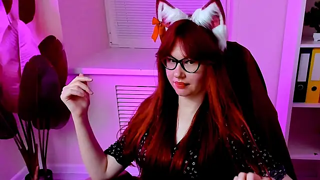 CarolGiggly's cam snapshot